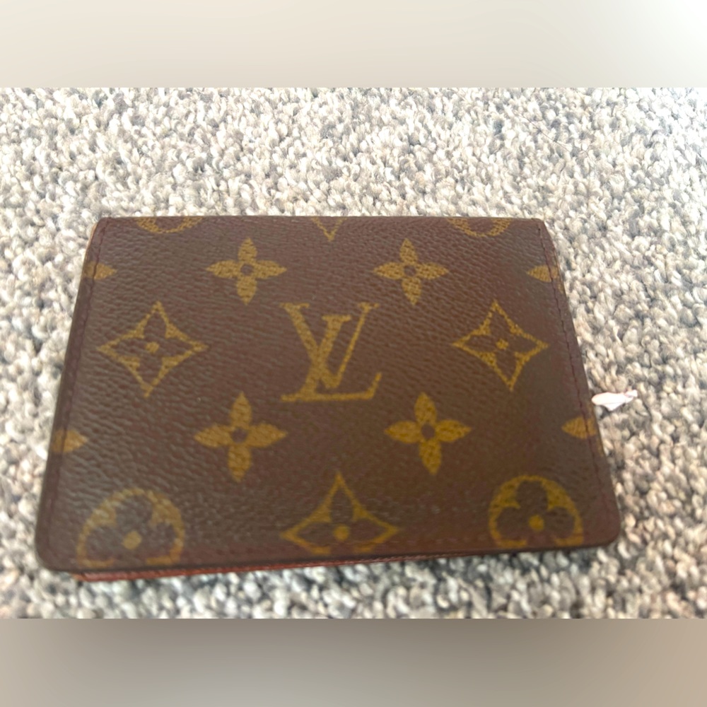 Louis Vuitton monogram card holder